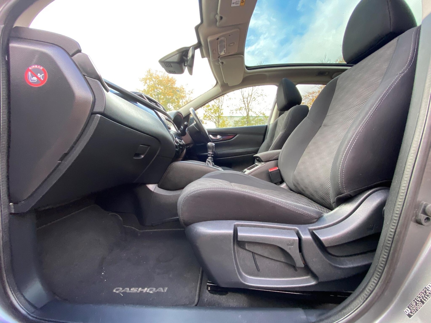 Used Nissan Qashqai 2016 for sale - 76992401: Photo 32