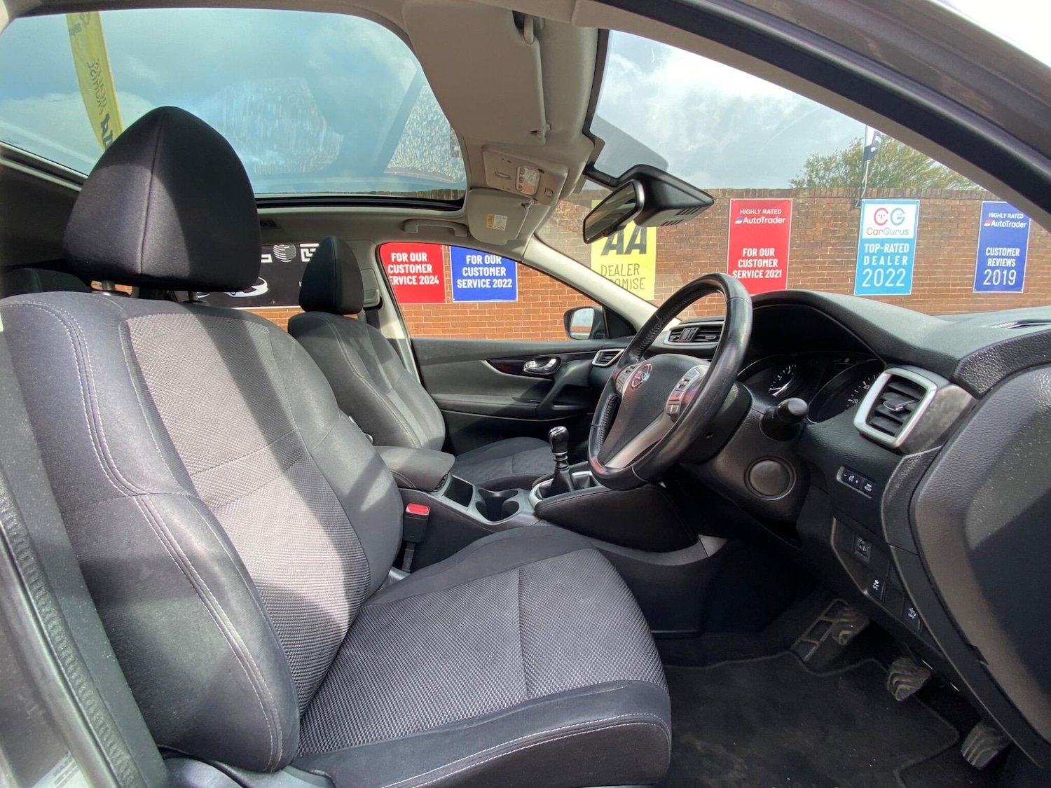 Used Nissan Qashqai 2016 for sale - 76992401: Photo 42