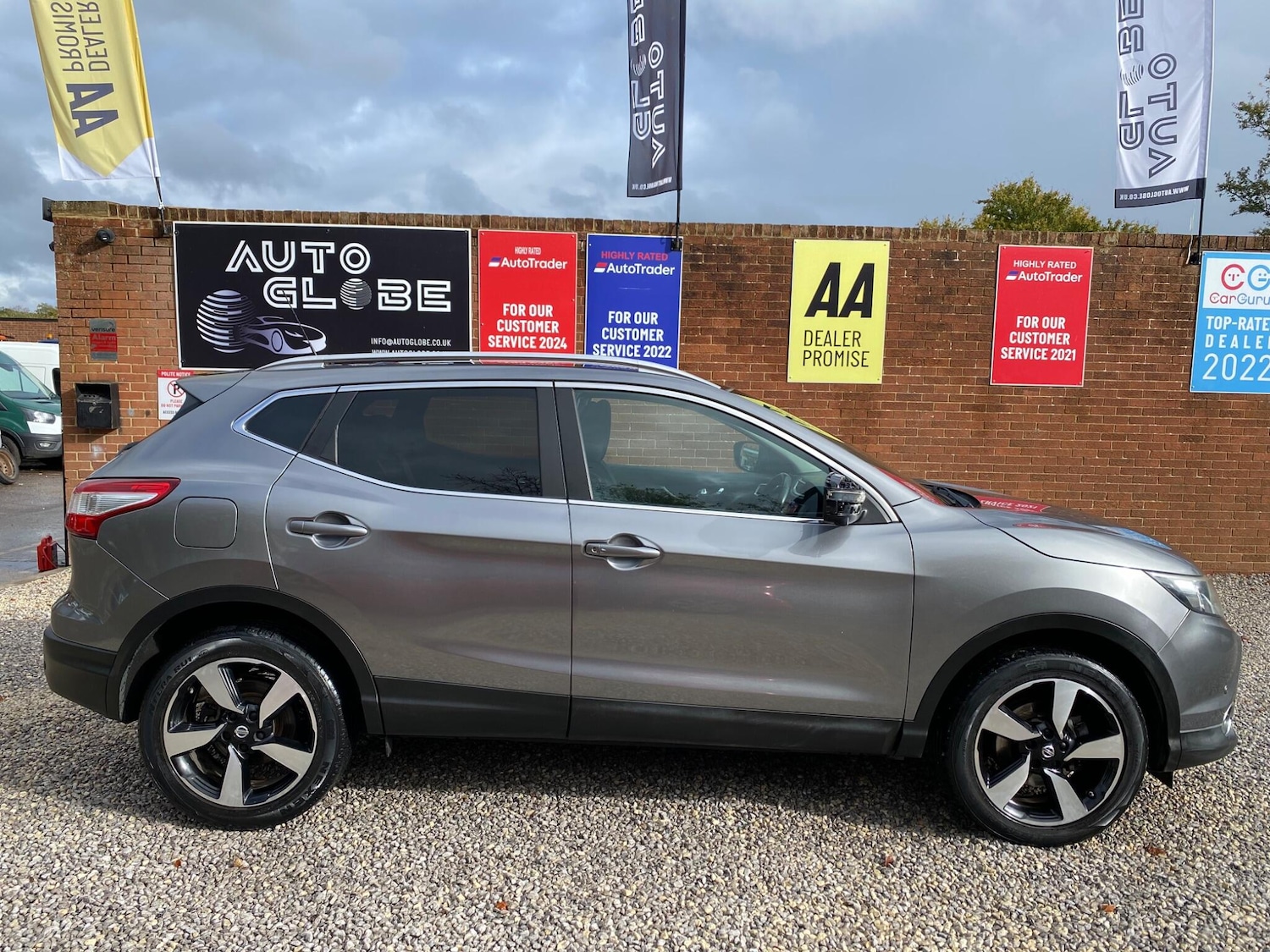 Used Nissan Qashqai 2016 for sale - 76992401: Photo 6