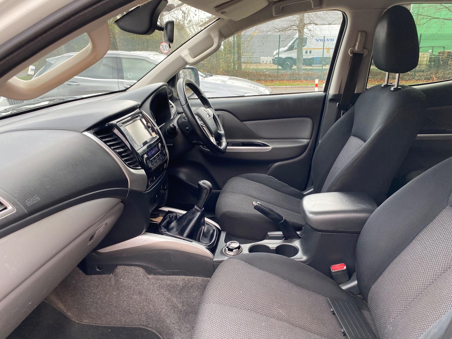 Used Mitsubishi L200 2017 for sale - 76996467: Photo 32