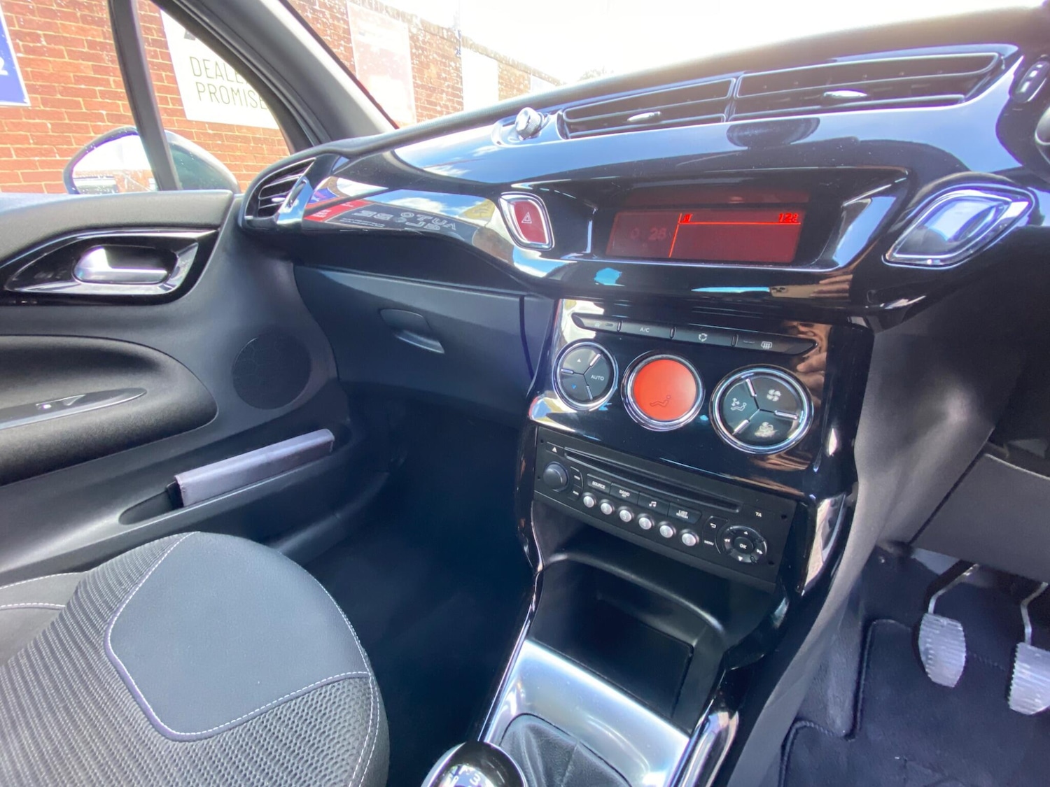 Used Citroen DS3 2014 for sale - 78019737: Photo 22