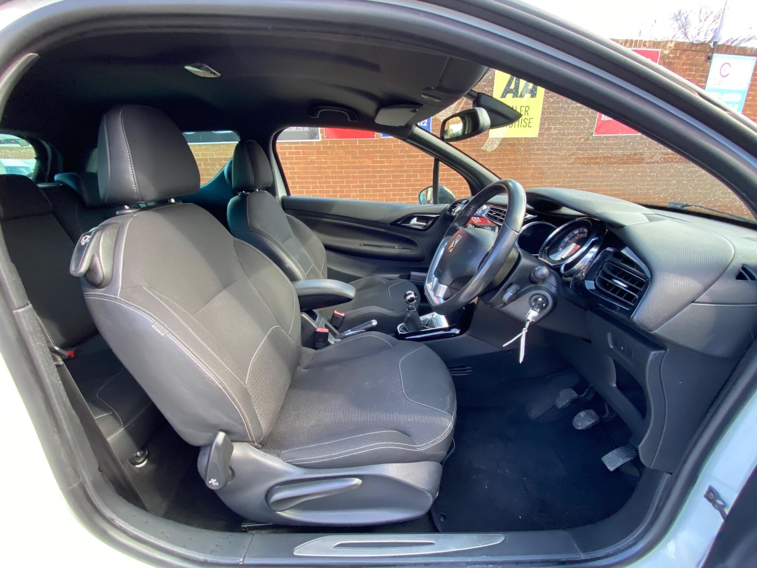 Used Citroen DS3 2014 for sale - 78019737: Photo 31