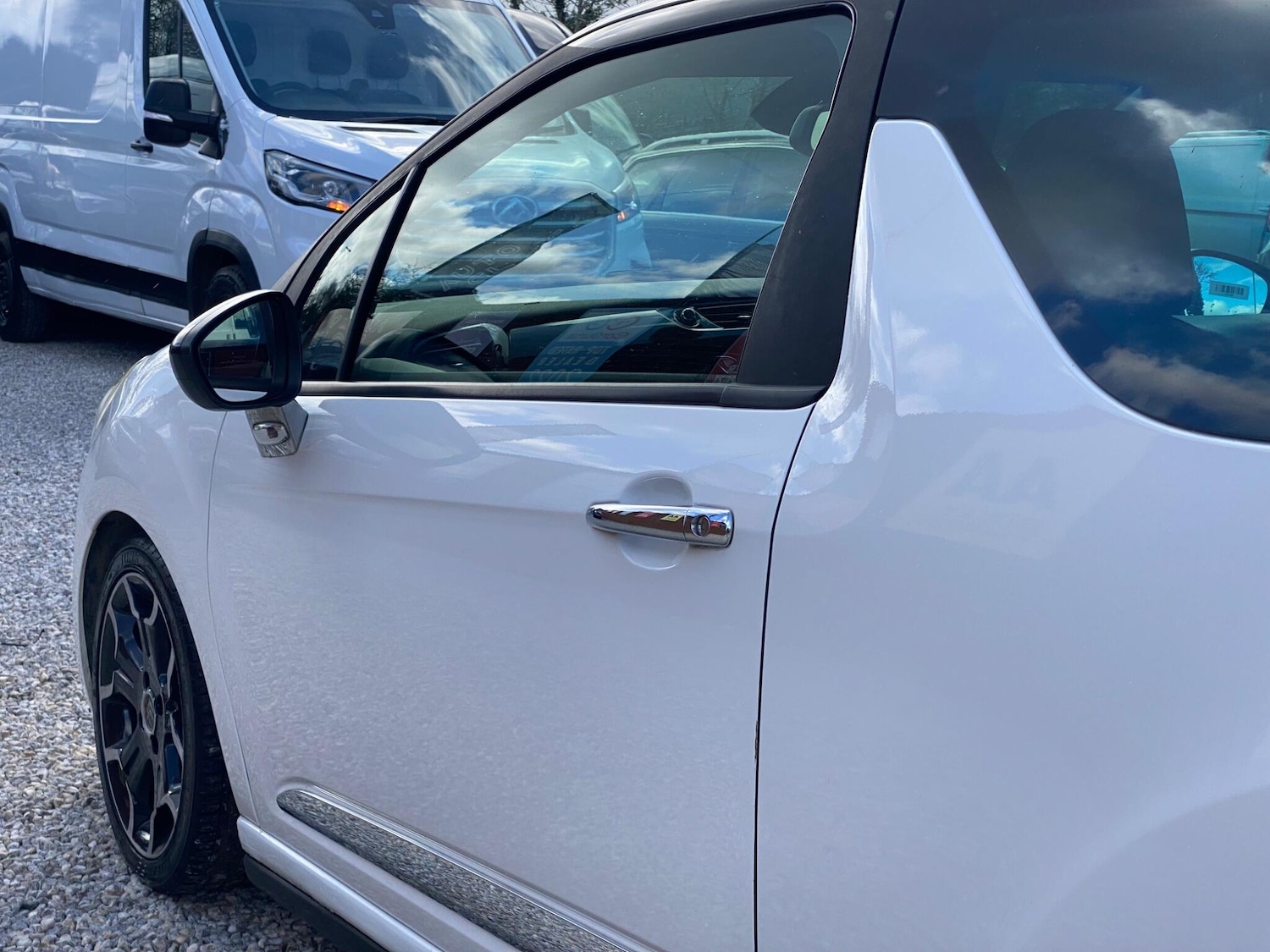 Used Citroen DS3 2014 for sale - 78019737: Photo 35