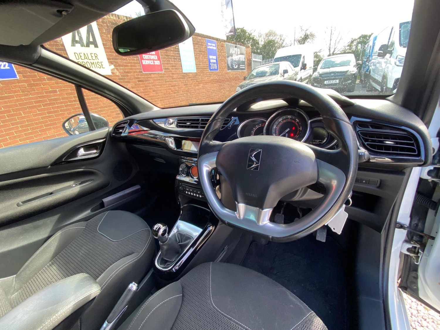 Used Citroen DS3 2014 for sale - 78019737: Photo 8