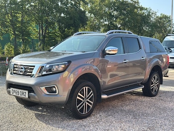 Used Nissan Navara 2020 for sale - 75564368: Photo