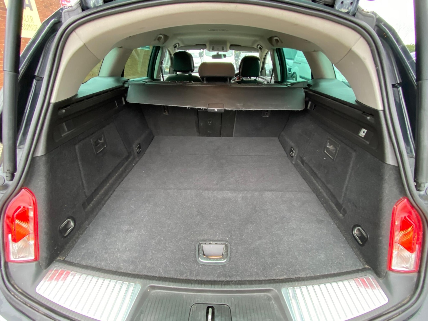 Used Vauxhall Insignia 2013 for sale - 77143971: Photo 36