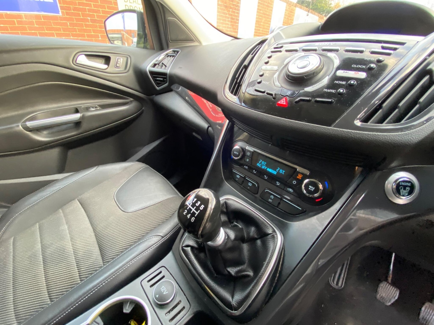 Used Ford Kuga 2015 for sale - 76992710: Photo 31