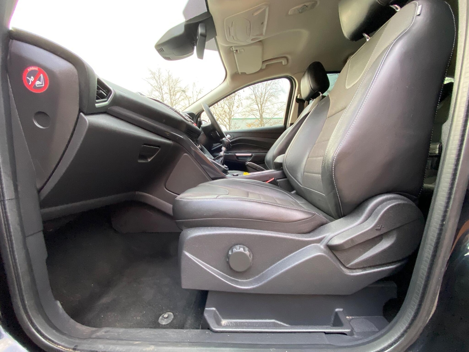 Used Ford Kuga 2015 for sale - 76992710: Photo 37