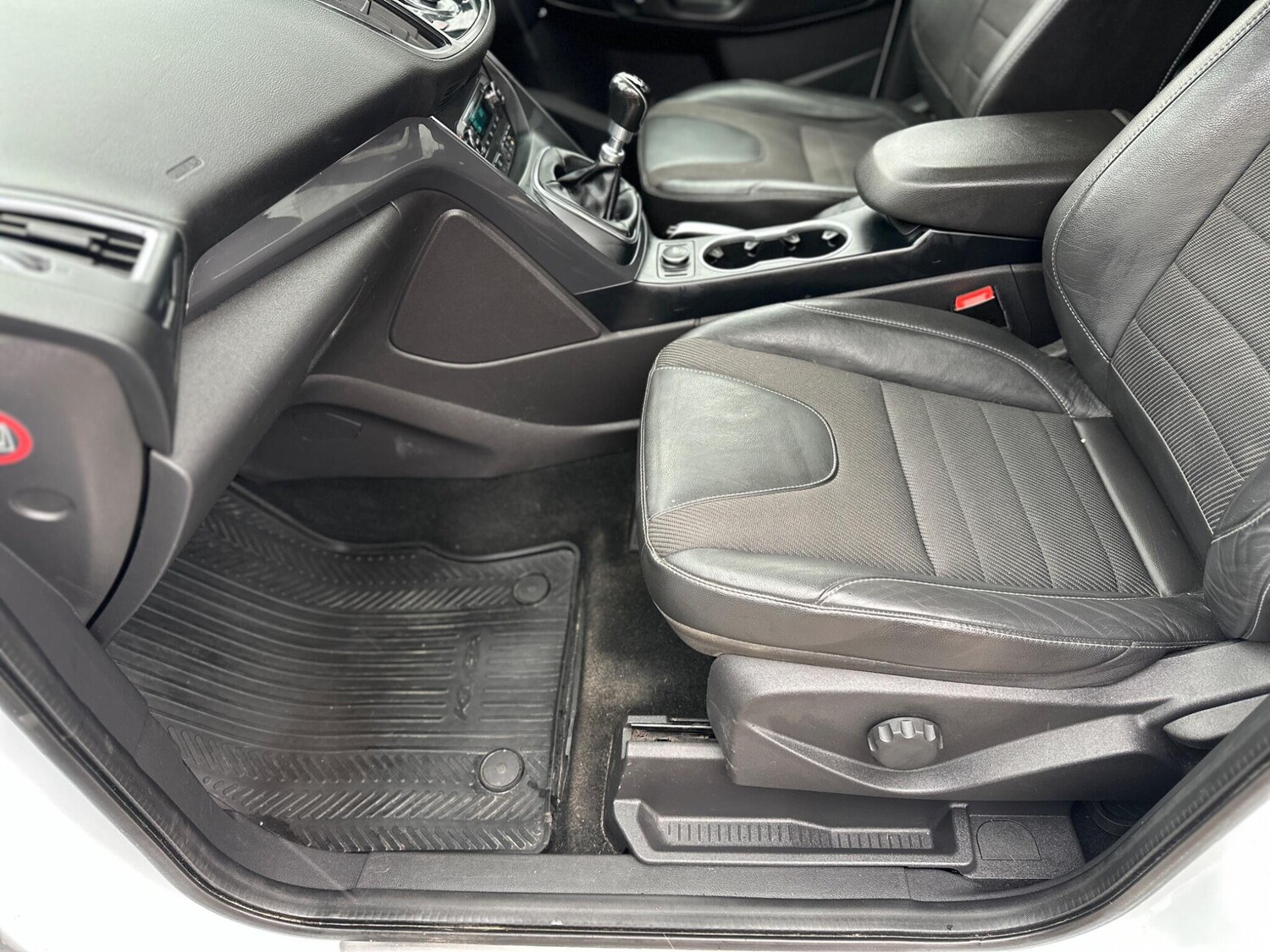 Used Ford Kuga for sale - 77908973: Photo 41