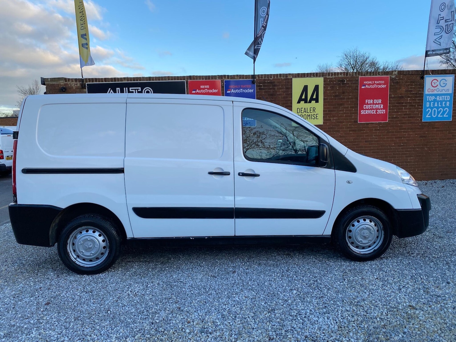 Used Peugeot Expert 2015 for sale - 77049722: Photo 17