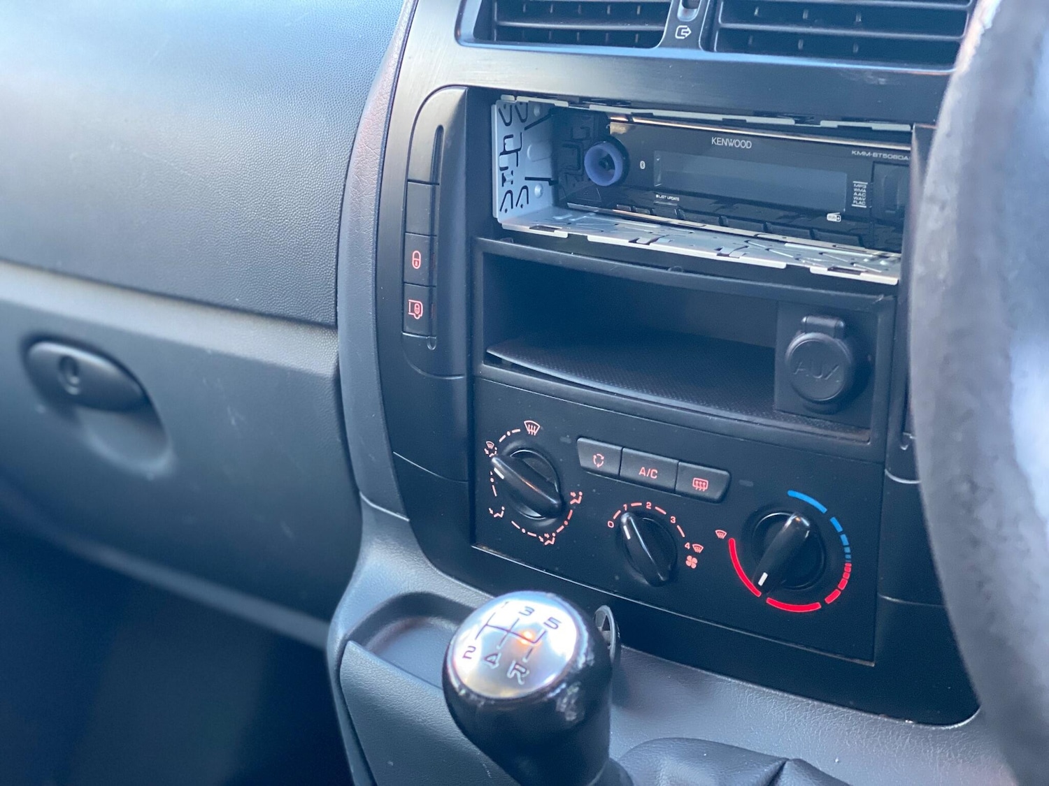 Used Peugeot Expert 2015 for sale - 77049722: Photo 24