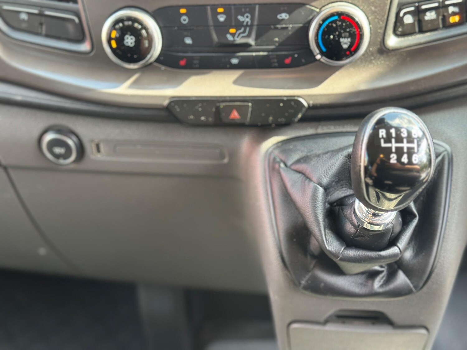 Used Ford Transit Custom 2019 for sale - 76295673: Photo 42