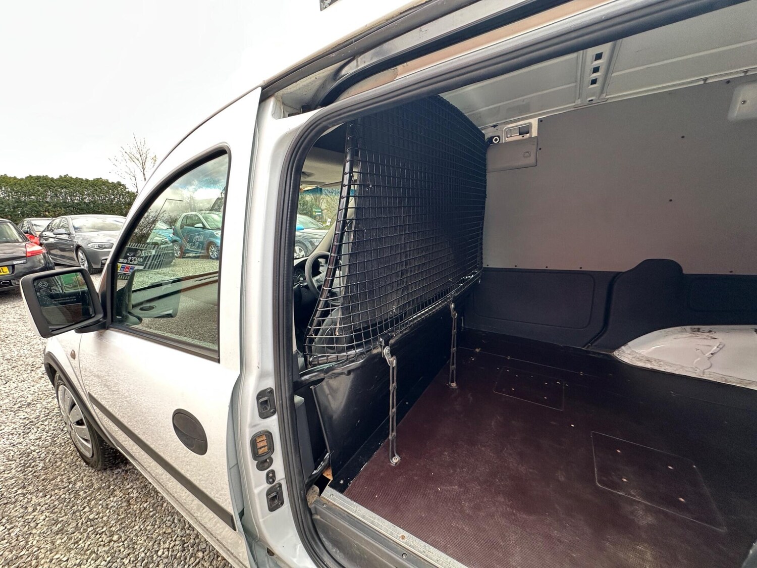 Used Vauxhall Combo 2009 for sale - 78101102: Photo 13