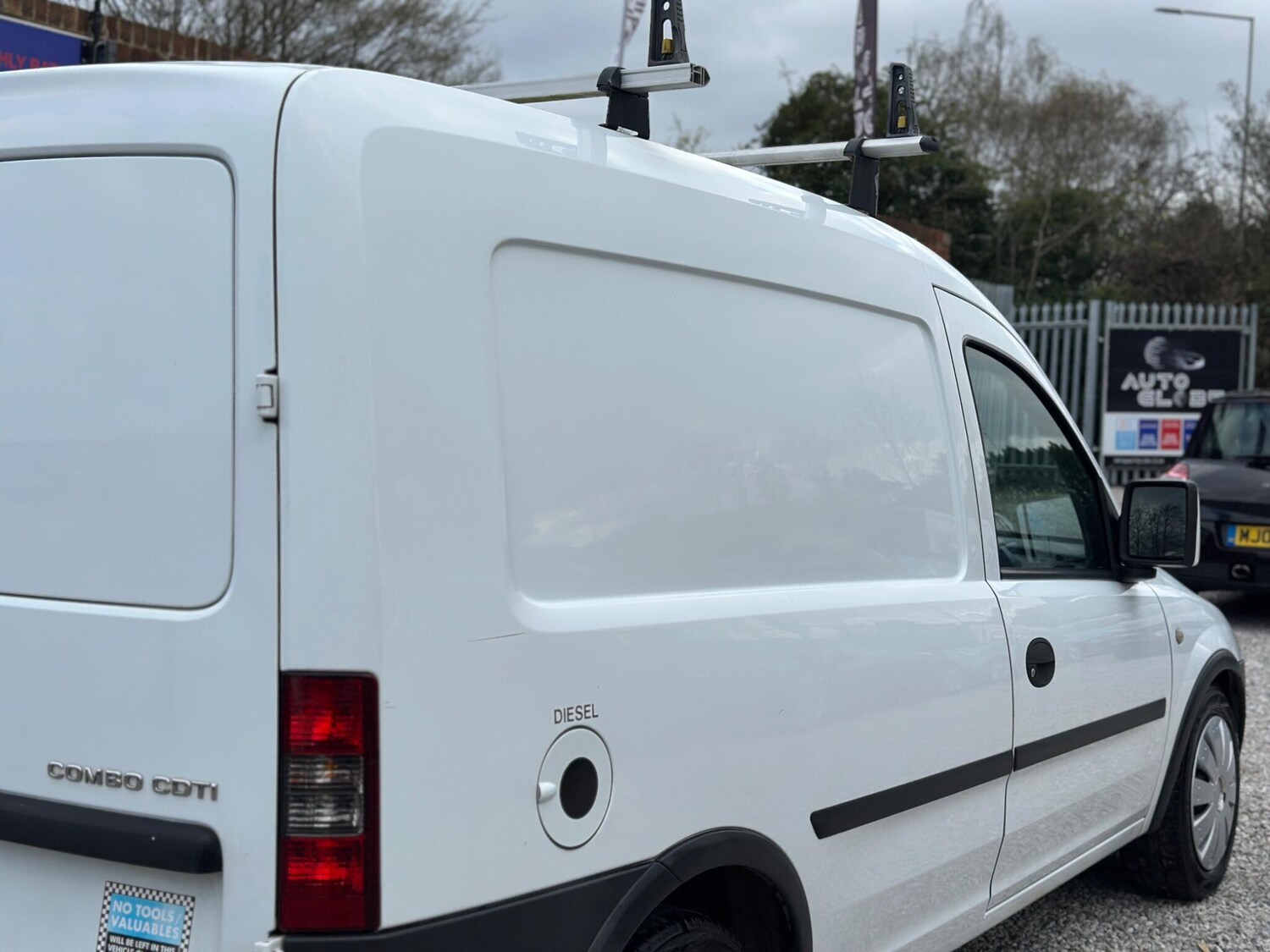 Used Vauxhall Combo 2009 for sale - 78101102: Photo 21