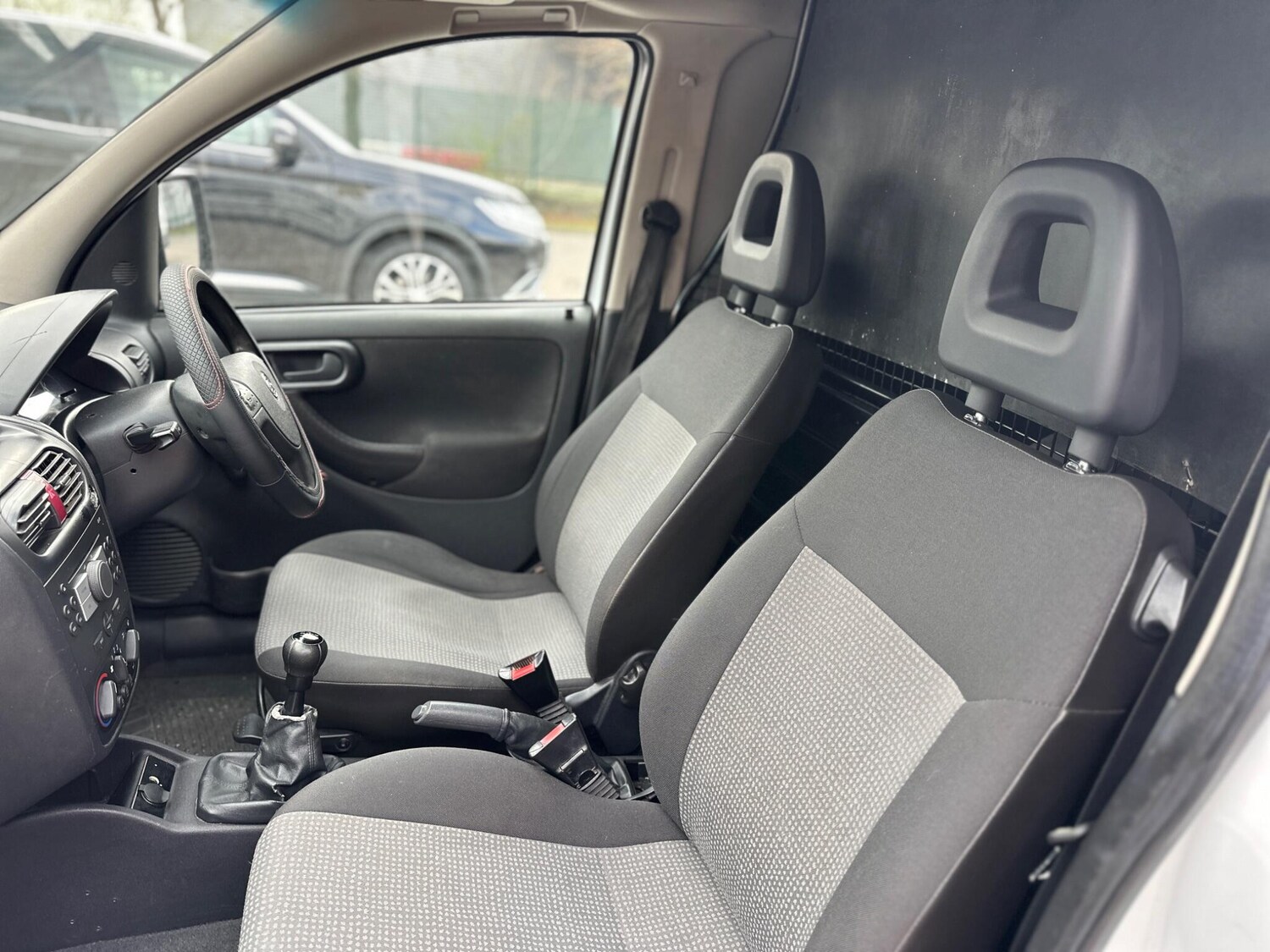 Used Vauxhall Combo 2009 for sale - 78101102: Photo 39