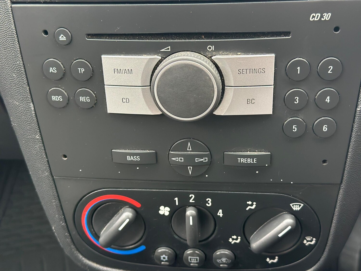 Used Vauxhall Combo 2009 for sale - 78101102: Photo 43