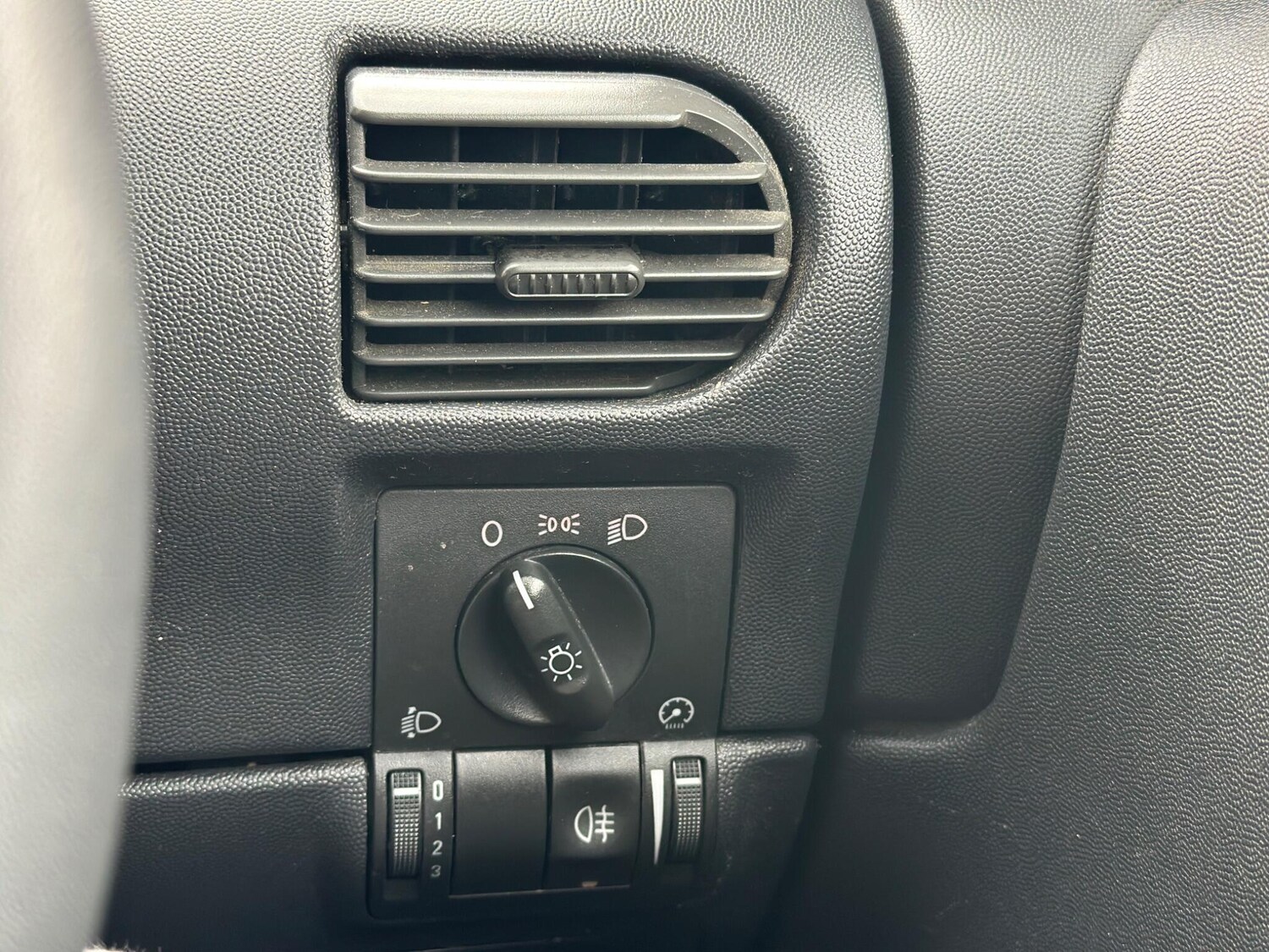 Used Vauxhall Combo 2009 for sale - 78101102: Photo 45