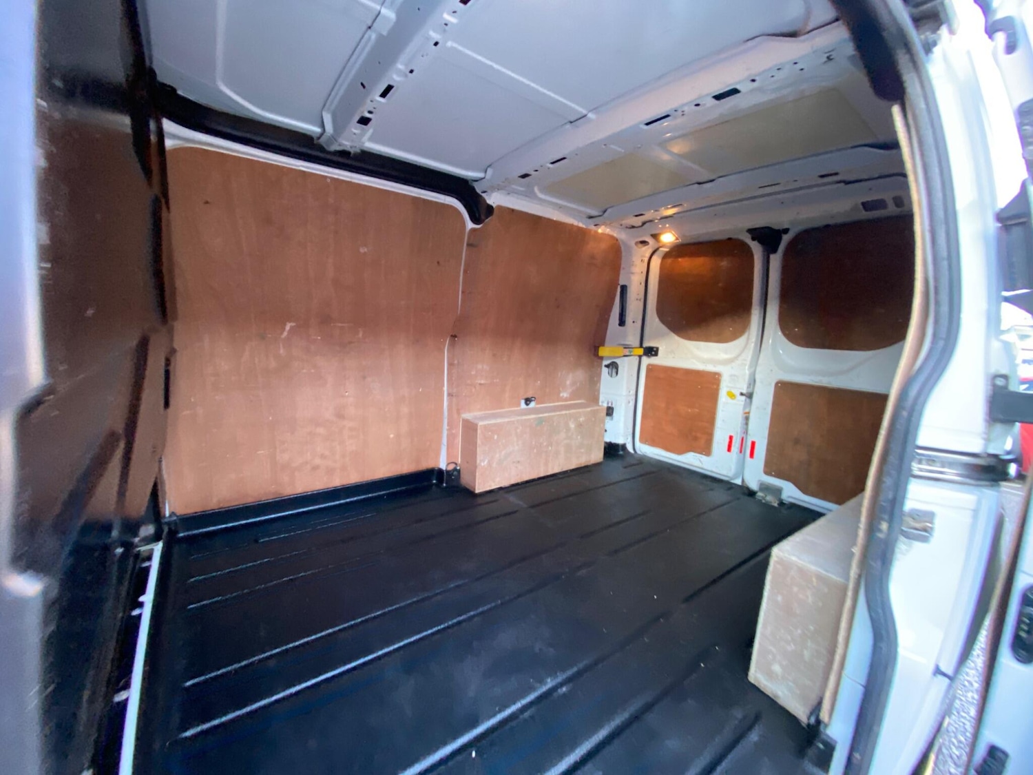 Used Ford Transit Custom 2017 for sale - 76646074: Photo 10