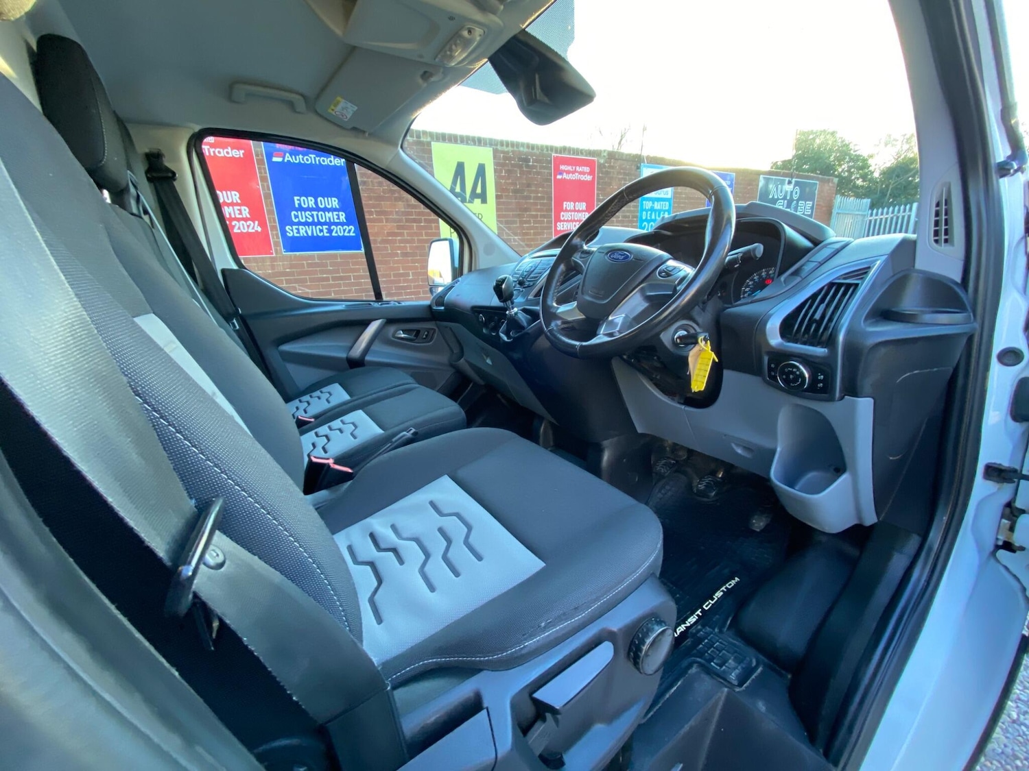 Used Ford Transit Custom 2017 for sale - 76646074: Photo 28