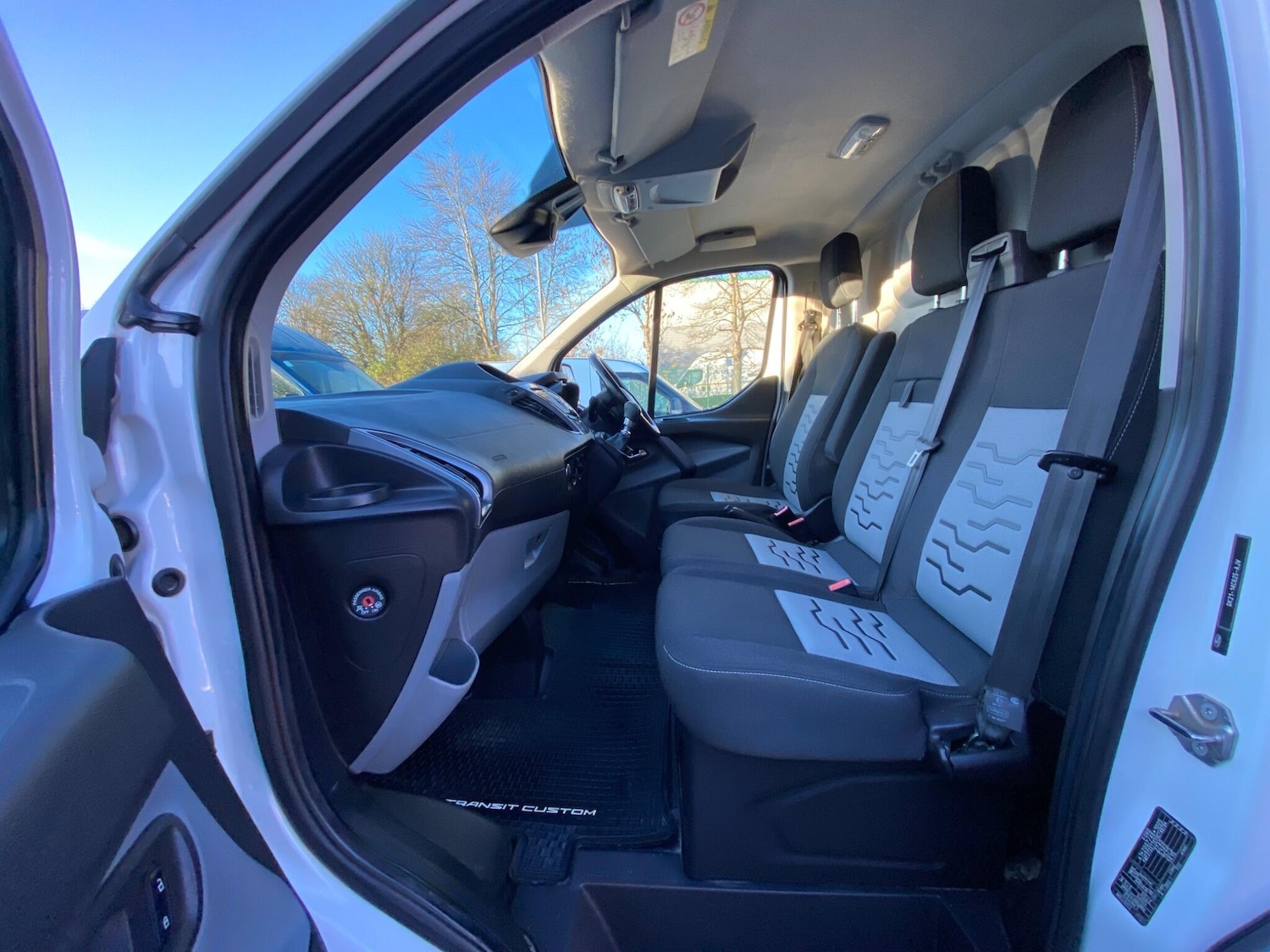 Used Ford Transit Custom 2017 for sale - 76646074: Photo 40