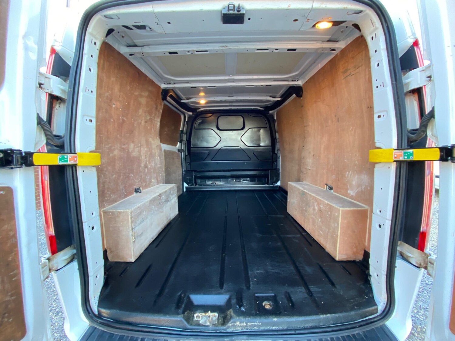 Used Ford Transit Custom 2017 for sale - 76646074: Photo 45