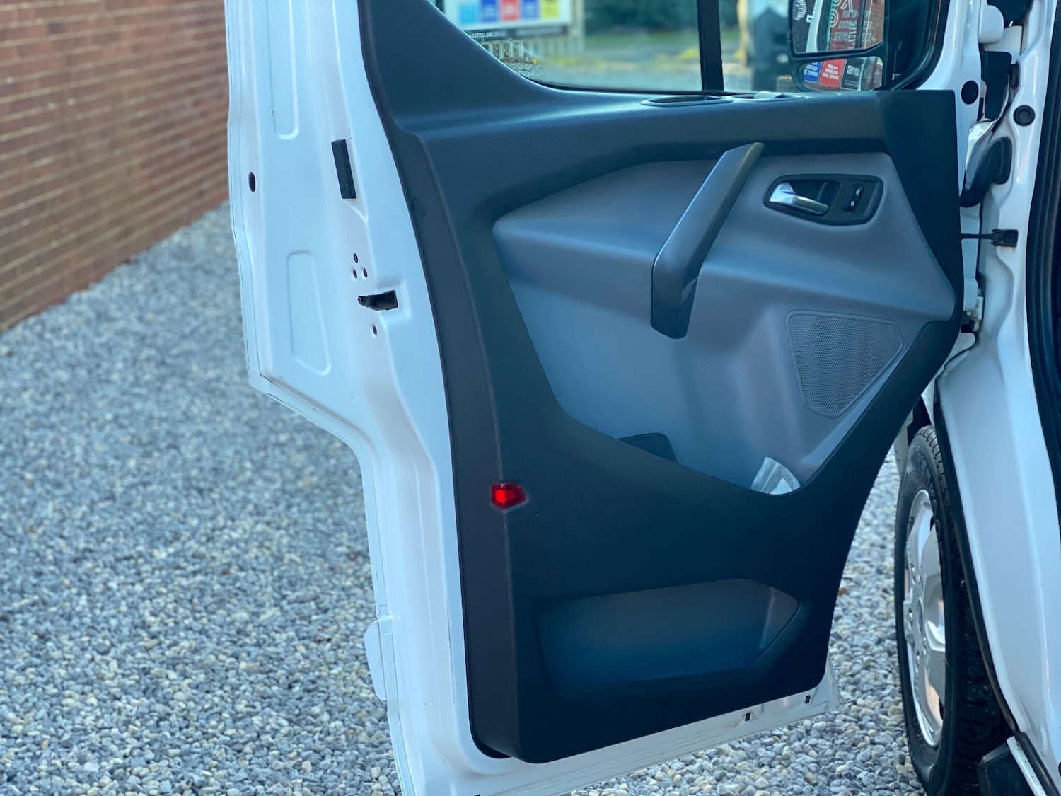 Used Ford Transit Custom 2017 for sale - 76646074: Photo 55