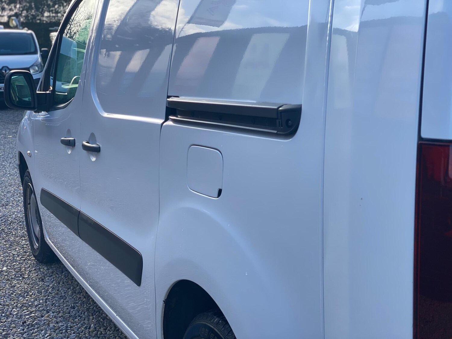 Used Peugeot Partner 2016 for sale - 77377531: Photo 25