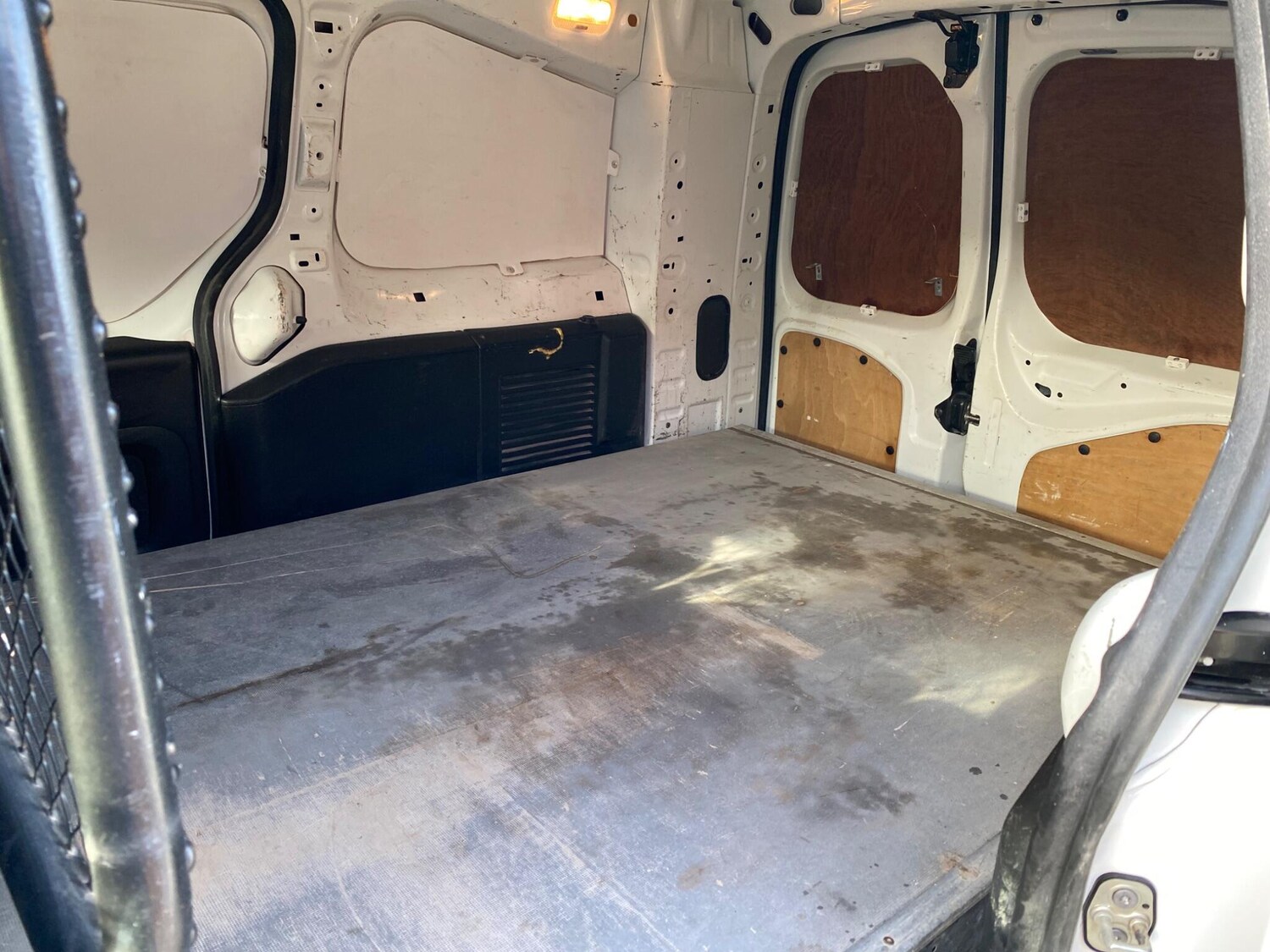 Used Peugeot Partner 2016 for sale - 77377531: Photo 51