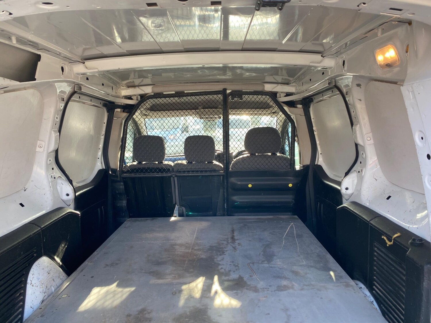 Used Peugeot Partner 2016 for sale - 77377531: Photo 60