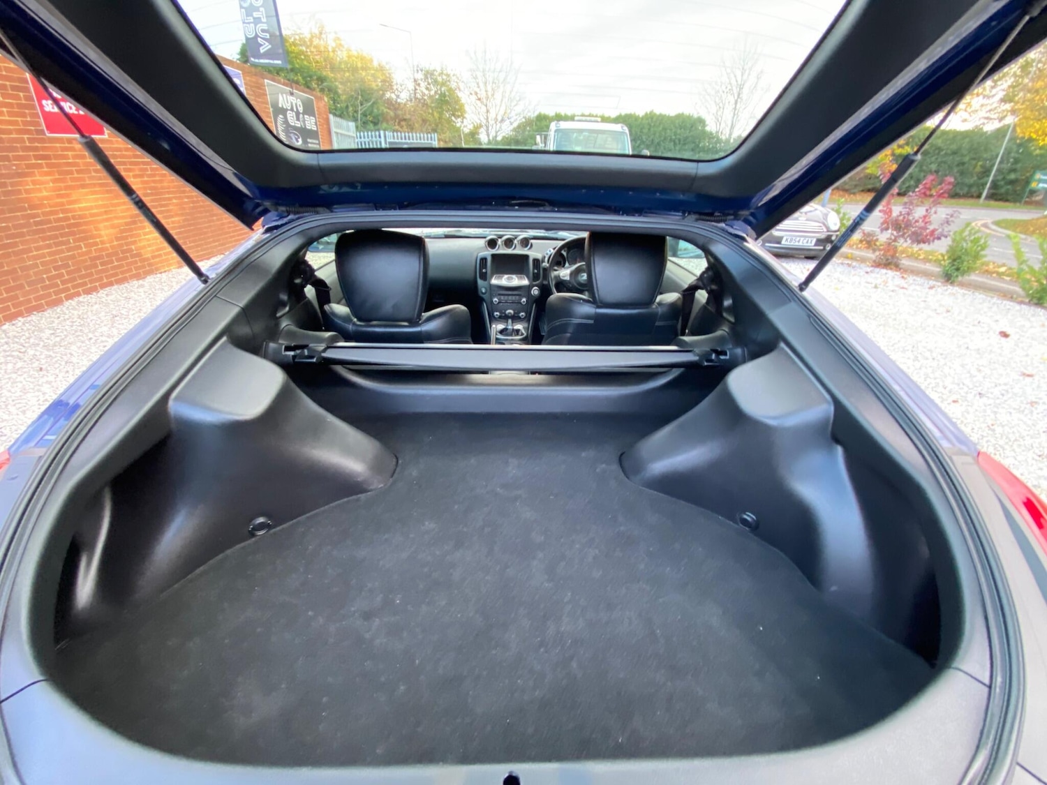 Used Nissan 370 Z 2013 for sale - 76388582: Photo 17