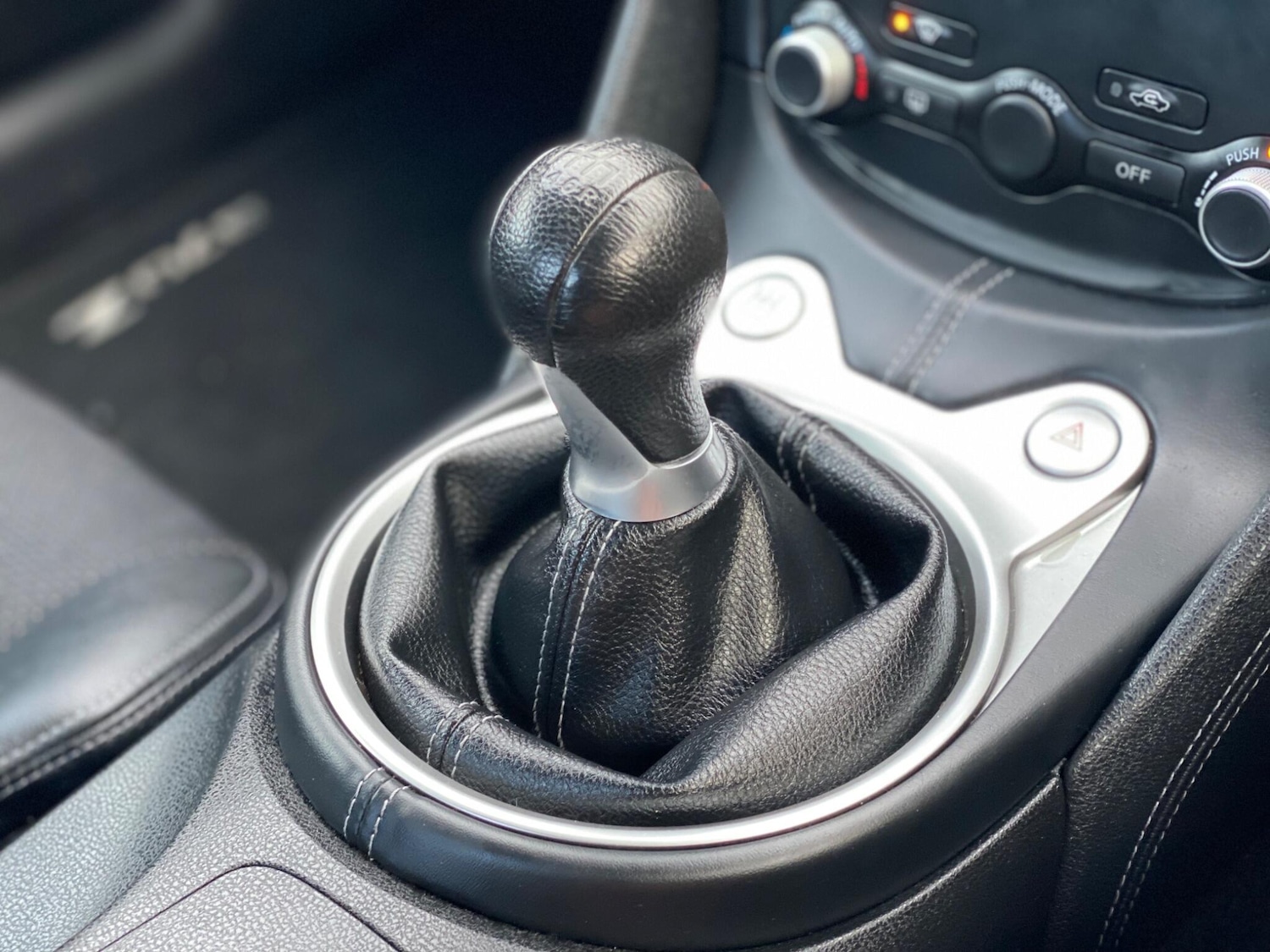 Used Nissan 370 Z 2013 for sale - 76388582: Photo 20