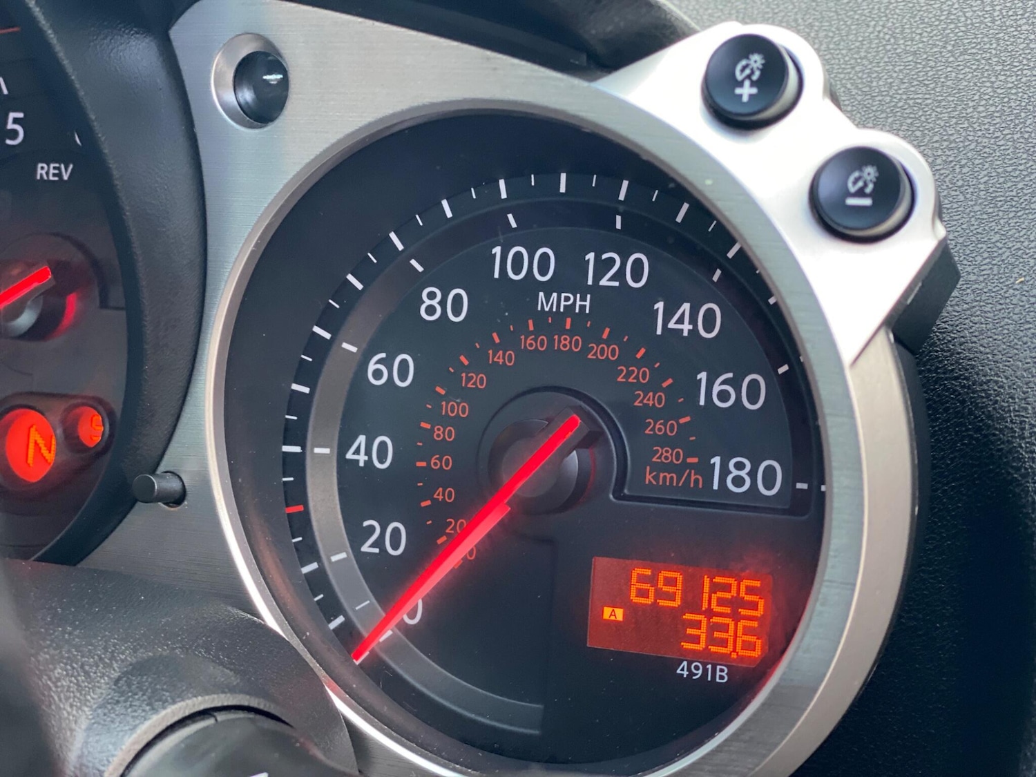 Used Nissan 370 Z 2013 for sale - 76388582: Photo 54