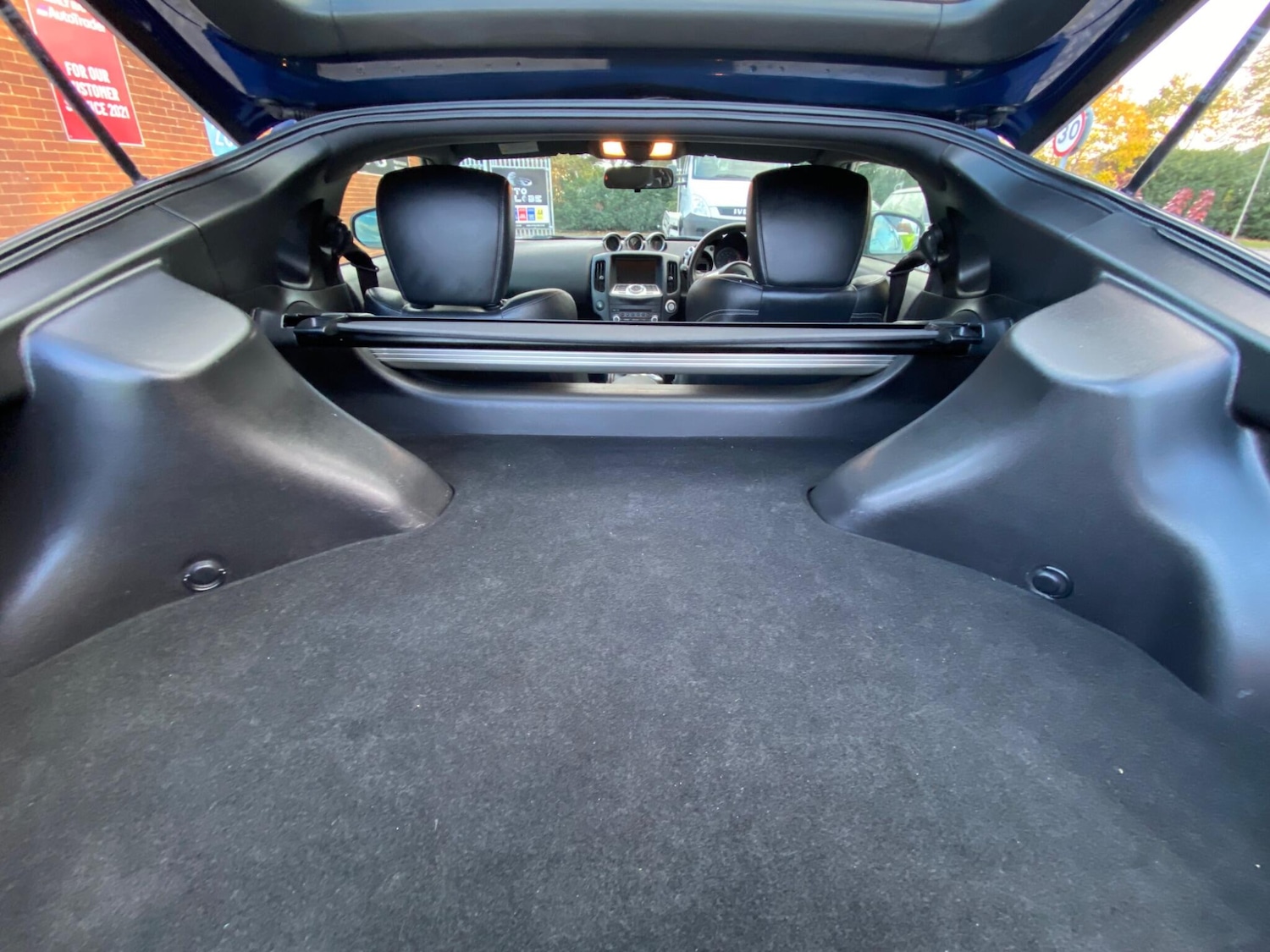 Used Nissan 370 Z 2013 for sale - 76388582: Photo 63