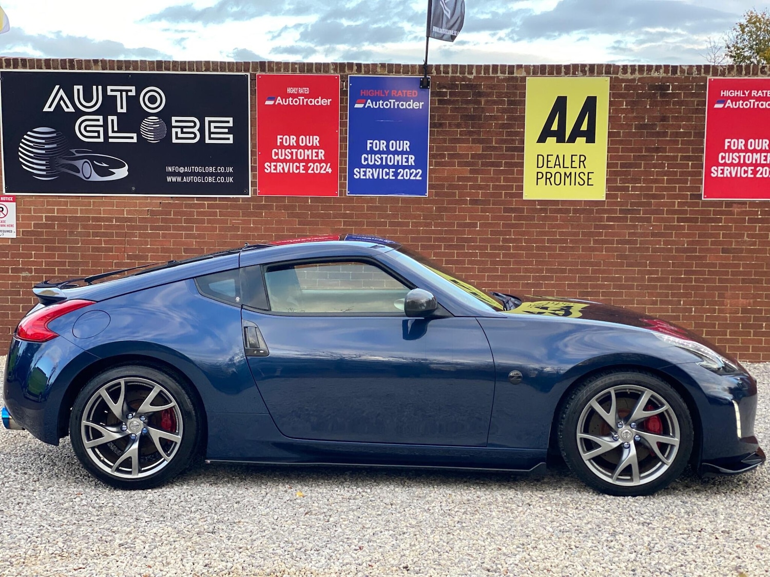 Used Nissan 370 Z 2013 for sale - 76388582: Photo 7
