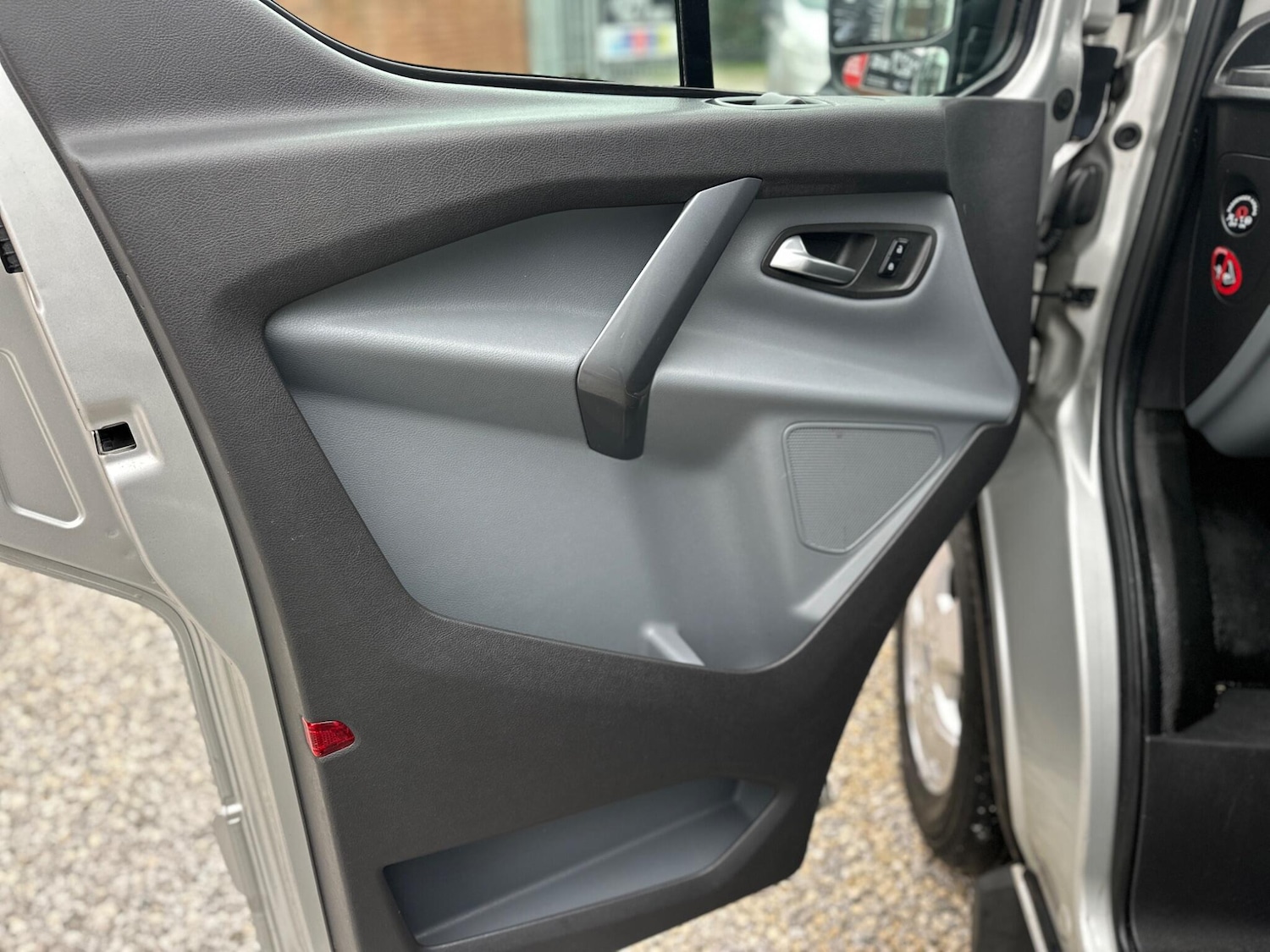 Used Ford Transit Custom 2016 for sale - 77646290: Photo 31