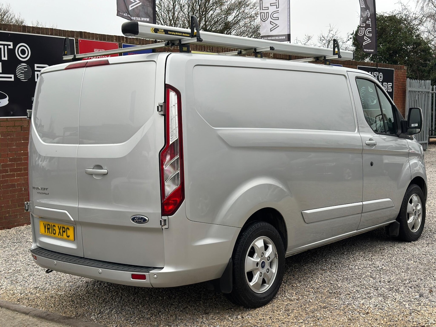 Used Ford Transit Custom 2016 for sale - 77646290: Photo 4