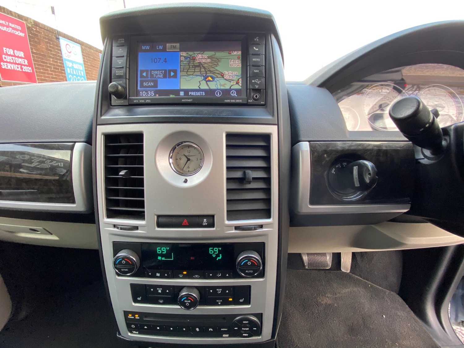 Used Chrysler Grand Voyager 2012 for sale - 76994990: Photo 11