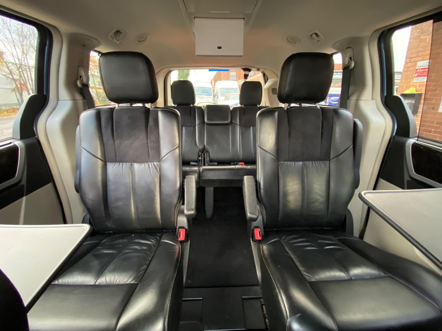 Used Chrysler Grand Voyager 2012 for sale - 76994990: Photo 14