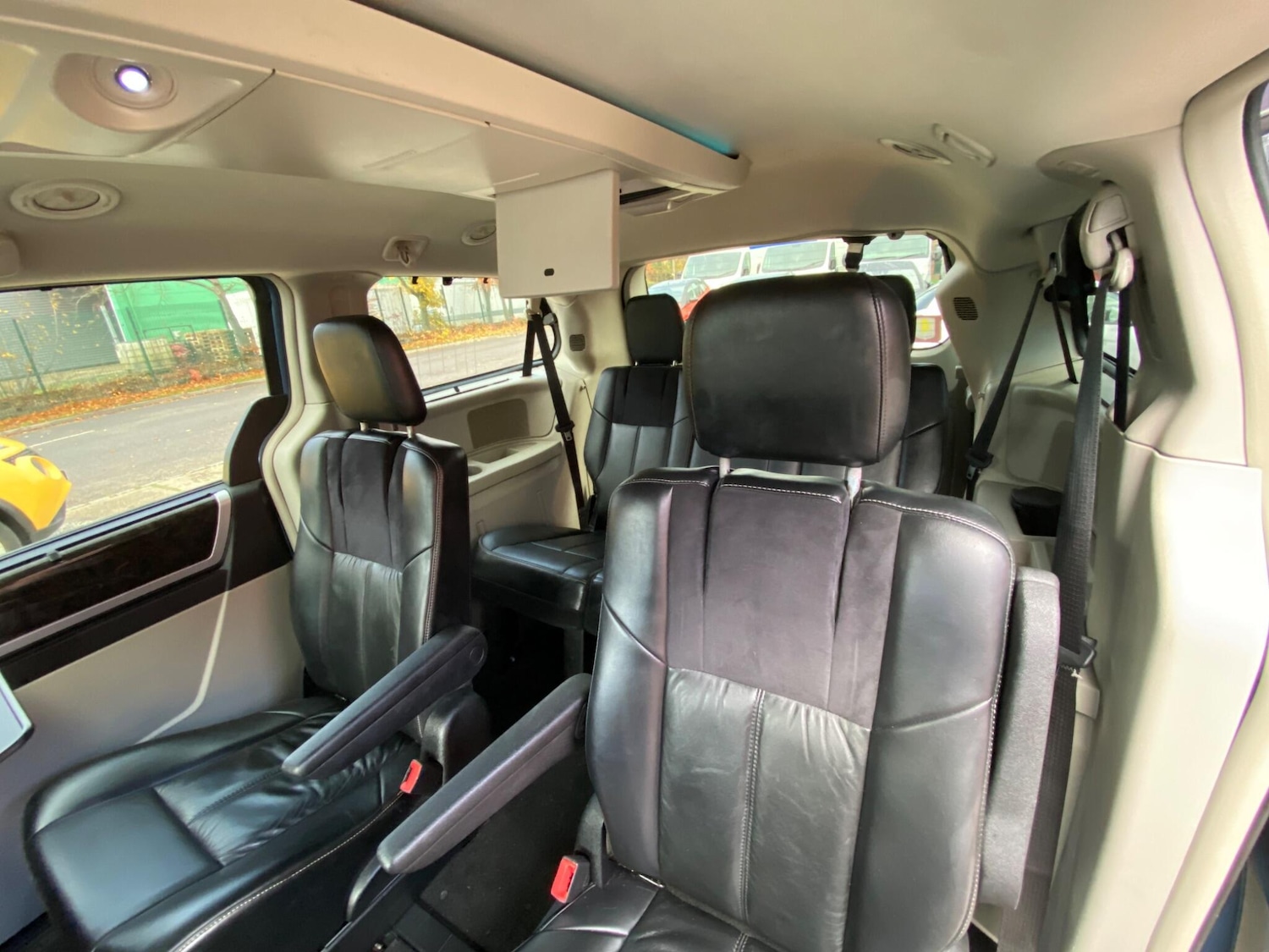 Used Chrysler Grand Voyager 2012 for sale - 76994990: Photo 22