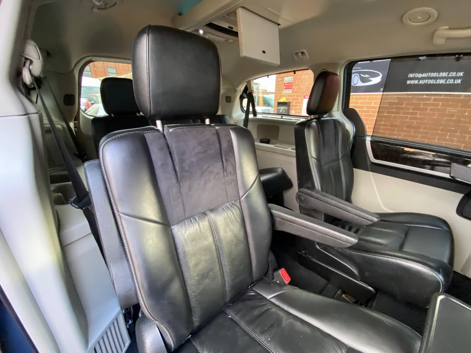 Used Chrysler Grand Voyager 2012 for sale - 76994990: Photo 29