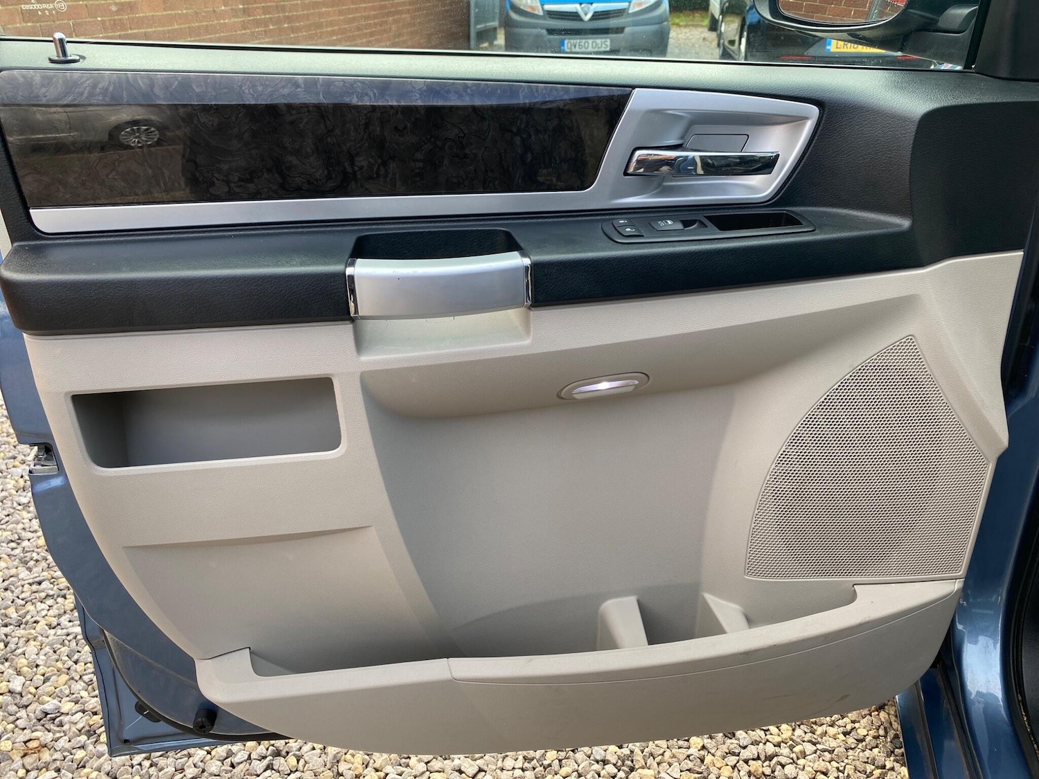 Used Chrysler Grand Voyager 2012 for sale - 76994990: Photo 57