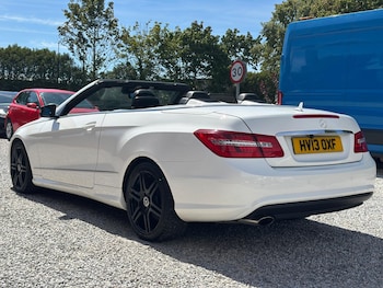 Used Mercedes-Benz E Class 2013 for sale - 79483937: Photo