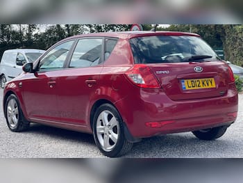 Used Kia Ceed 2012 for sale - 79622025: Photo