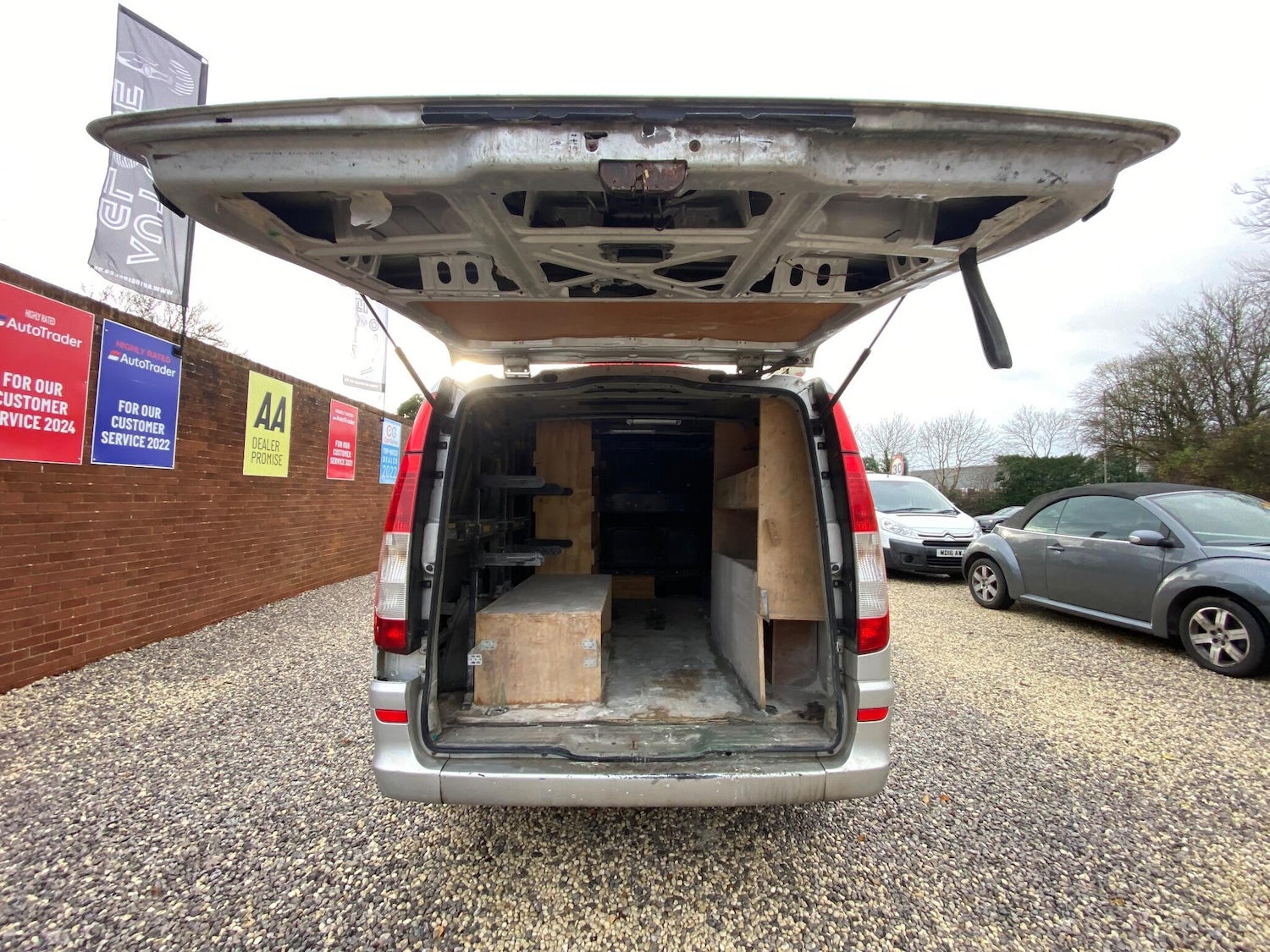 Used Mercedes-Benz Vito 2010 for sale - 76865400: Photo 10