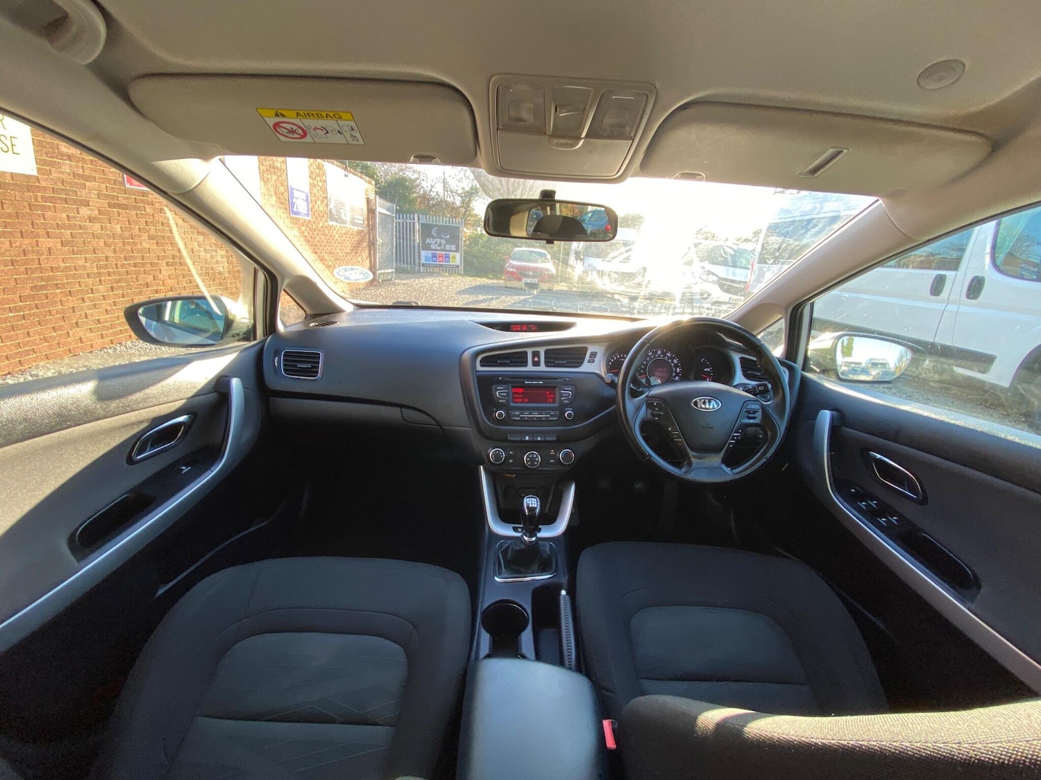 Used Kia Ceed 2015 for sale - 76759529: Photo 11