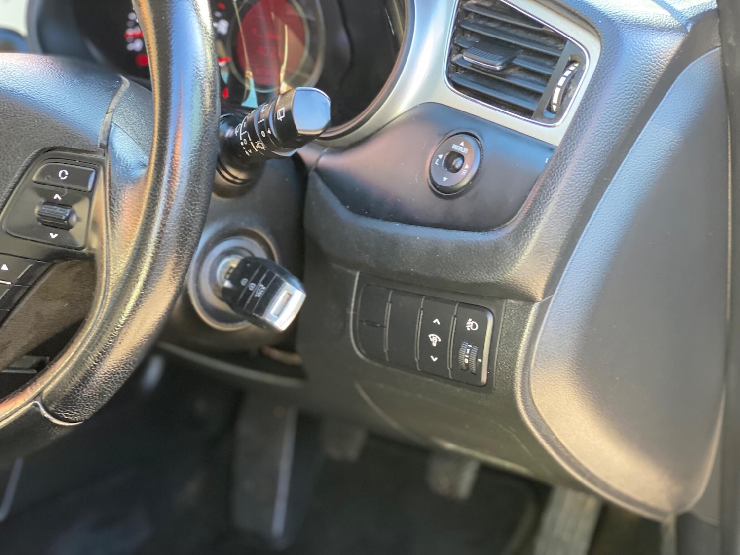 Used Kia Ceed 2015 for sale - 76759529: Photo 38