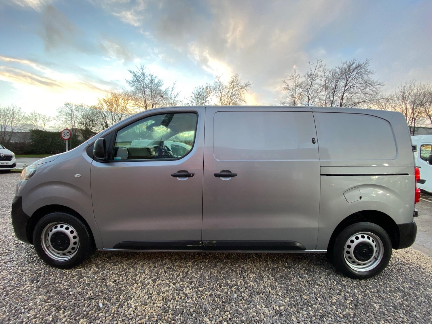 Used Citroen Dispatch 2020 for sale - 77455767: Photo 11