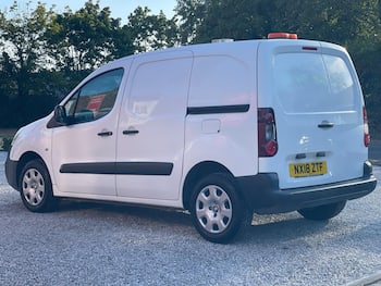 Used Peugeot Partner 2018 for sale - 79622029: Photo