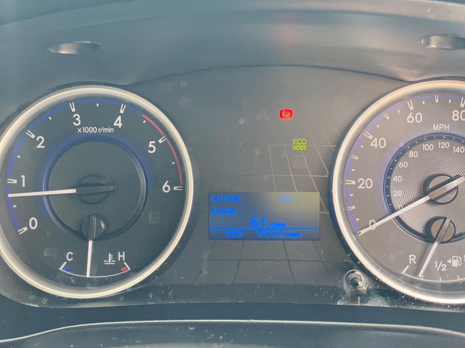 Used Toyota Hilux 2018 for sale - 76989481: Photo 34