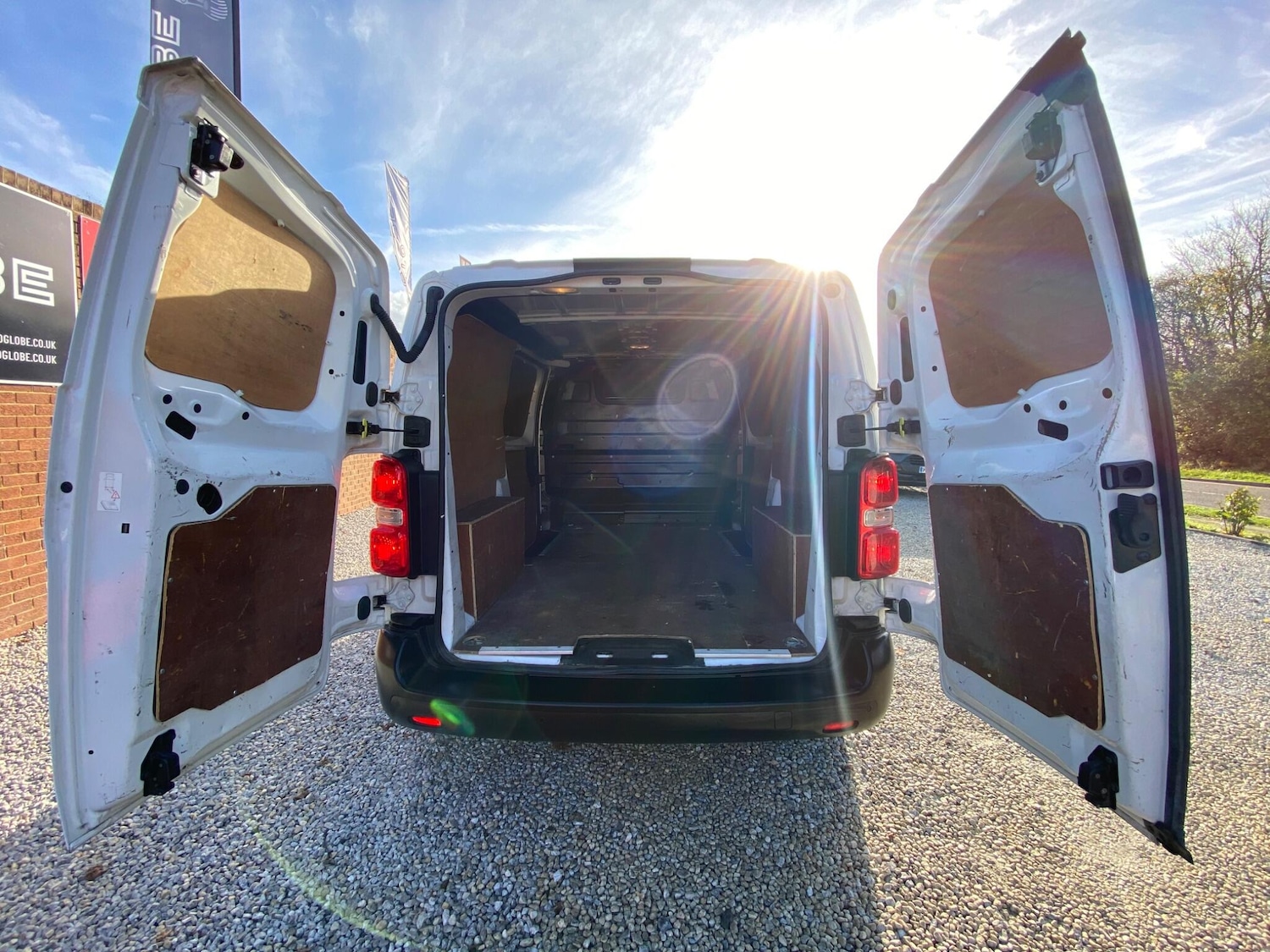 Used Citroen Dispatch 2019 for sale - 76572525: Photo 23